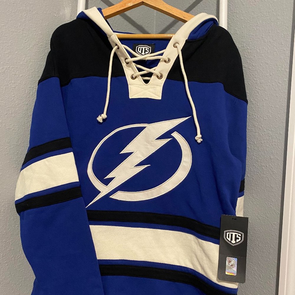 Tampa Bay Lightning Lacer Team Pullover Hoodie size medium (Officially Licensed)